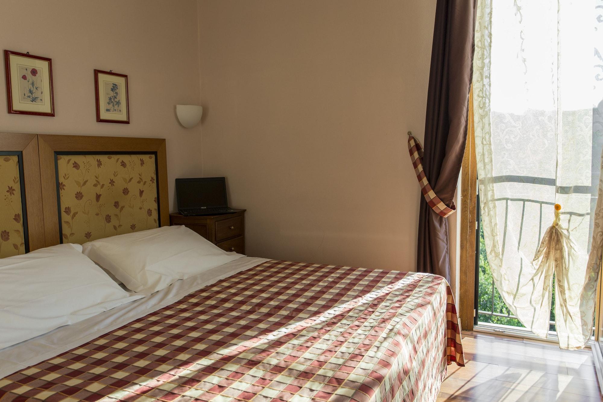 Hotel Il Giardino Siena Esterno foto