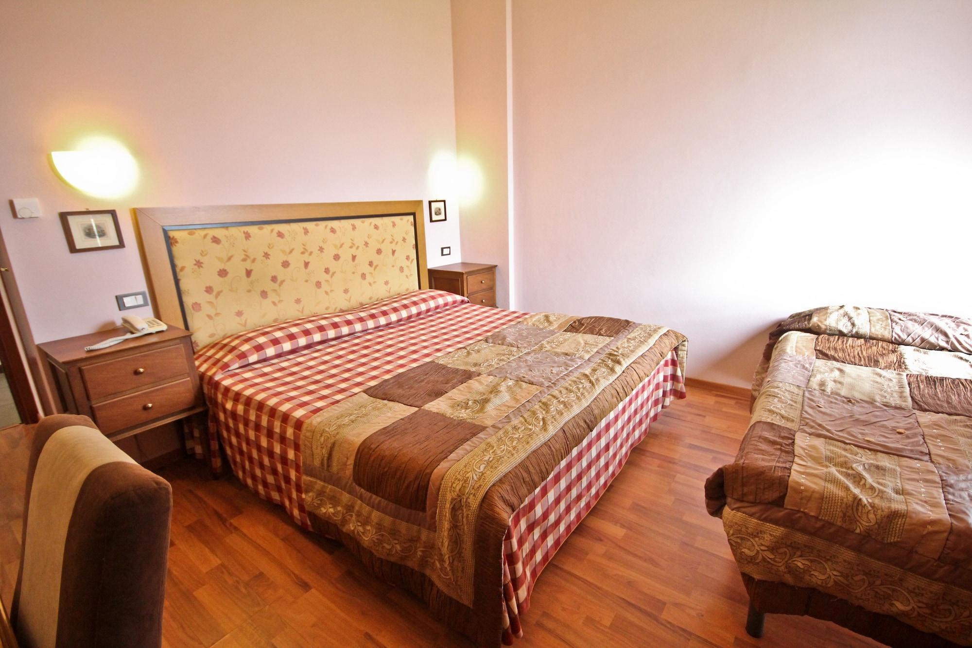 Hotel Il Giardino Siena Esterno foto