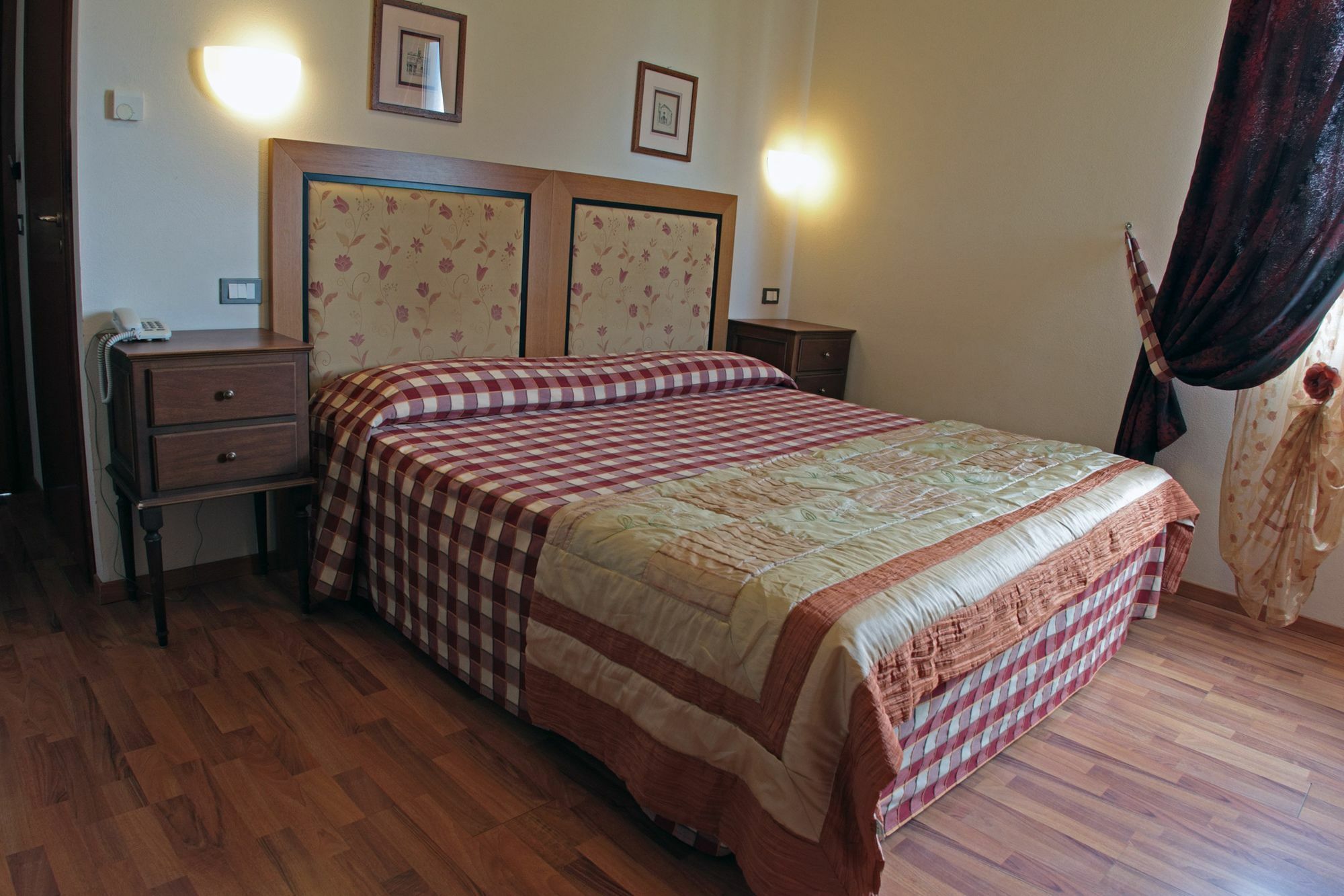 Hotel Il Giardino Siena Esterno foto